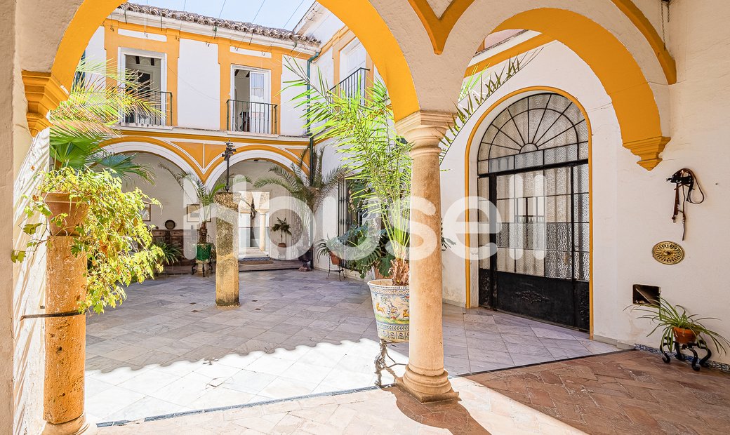 House For Sale Of 1174m² In Calle Menéndez Pelayo, In Utrera, Andalusia