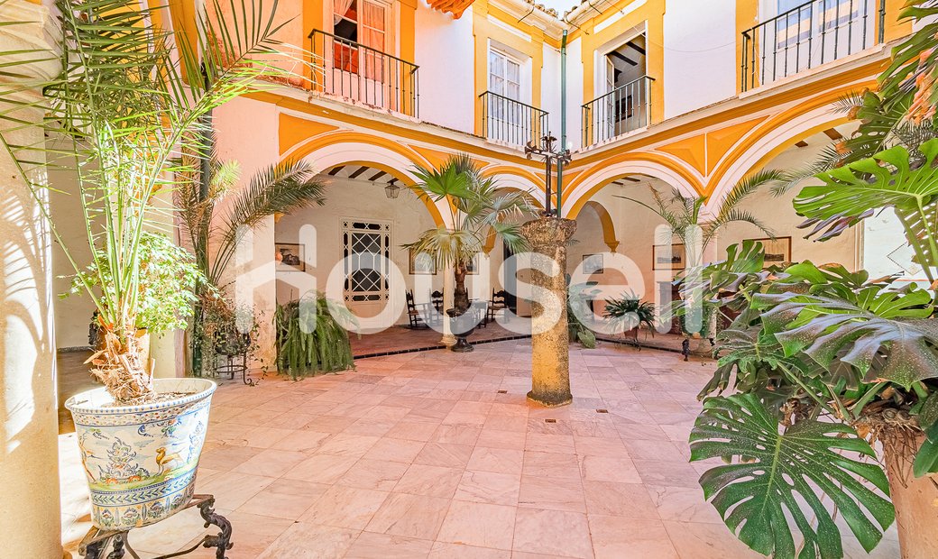 House For Sale Of 1174m² In Calle Menéndez Pelayo, In Utrera, Andalusia