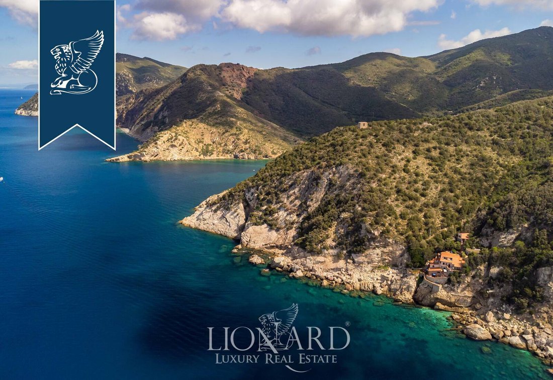 Charming Sea Front Villa On Elba Island In Rio Nell'elba, Tuscany