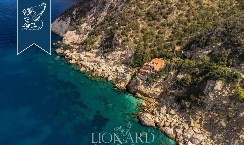 Charming Sea Front Villa On Elba Island In Rio Nell'elba, Tuscany