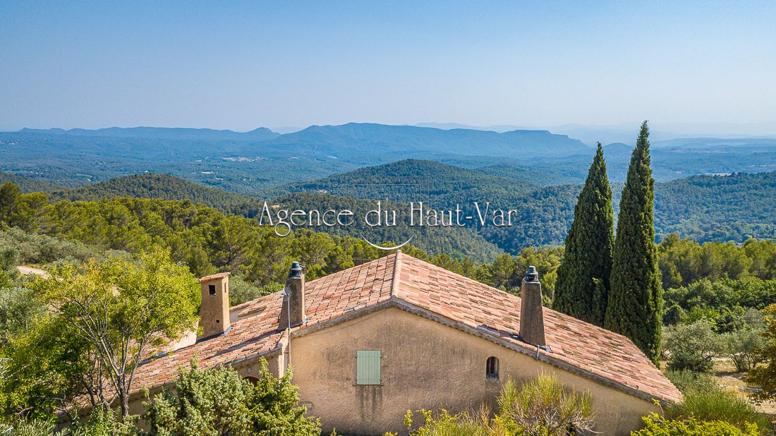 Le Rêve Provençal: A 7-Hectare Estate Crowned Above Seillans’ Golden Hills