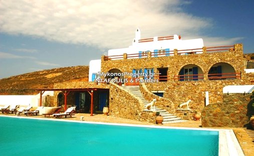 Villa in Ano Mera Community, Aegean, Greece 1