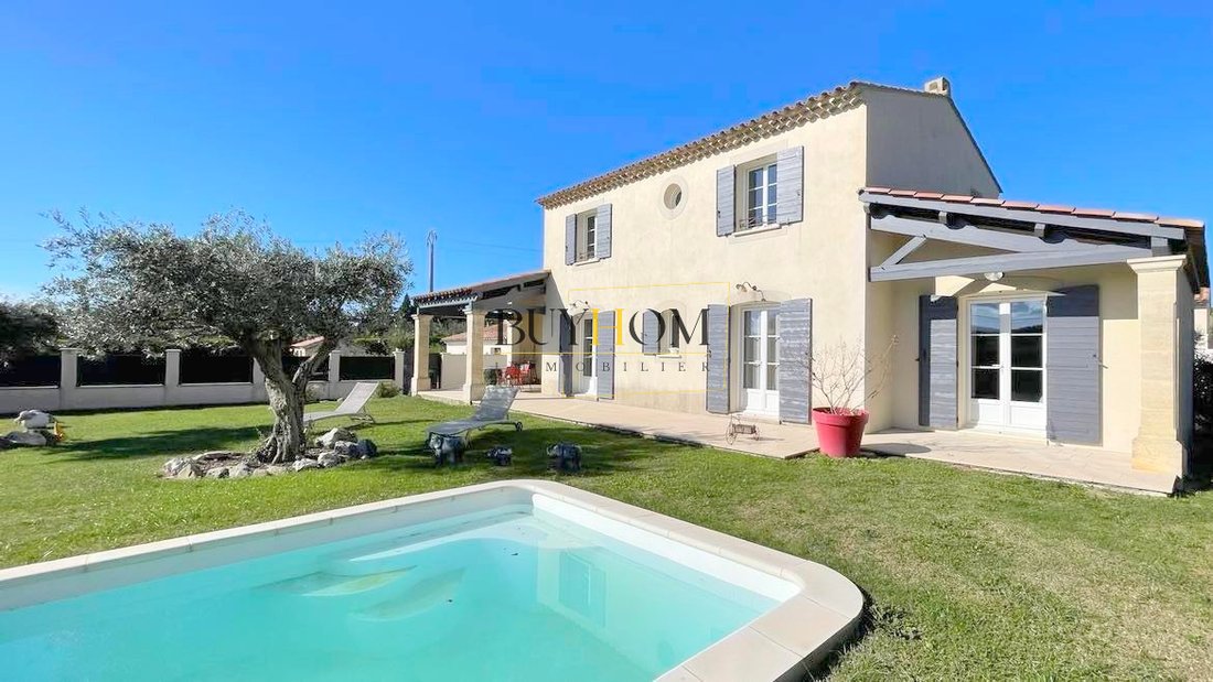 Propriété Dans L'isle Sur La Provence Alpes Côte D'azur, France