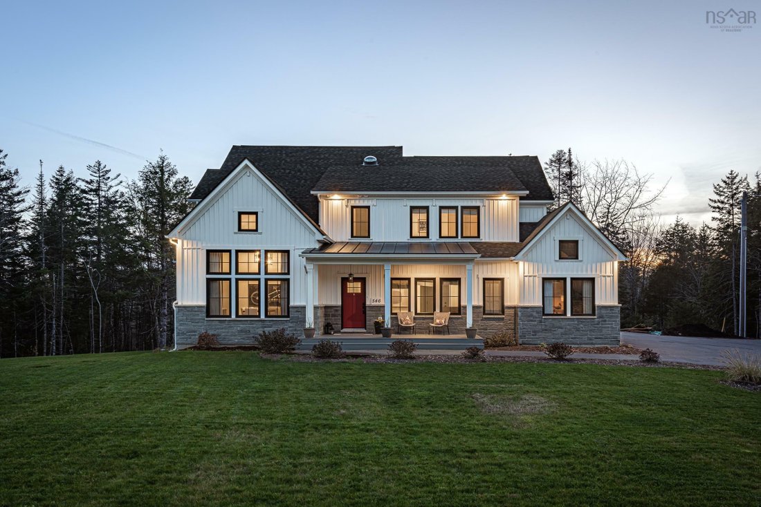 546 Mc Cabe Lake Drive, Middle In Middle Sackville, Nova Scotia, Canada