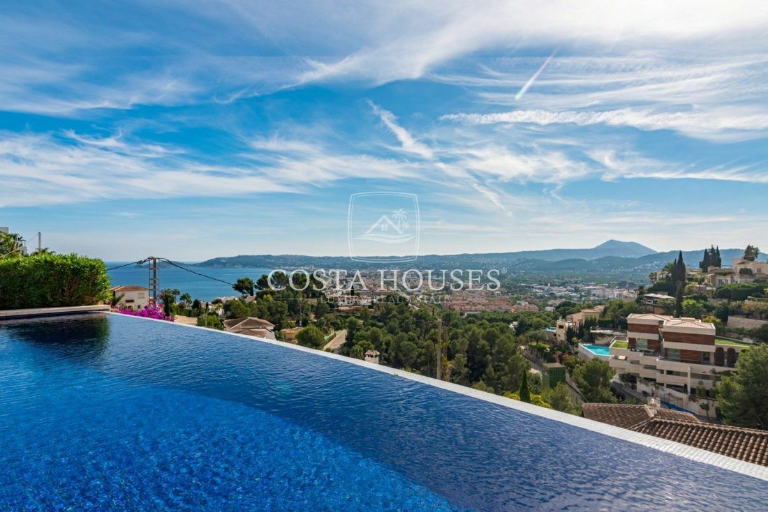 Villa in Xabia / Javea, Valencian Community, Spain 2 - 12360203