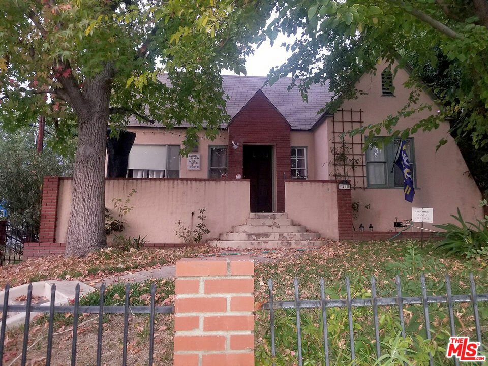 41 W Palm St, Altadena, Ca 91001 In Altadena, California, United States