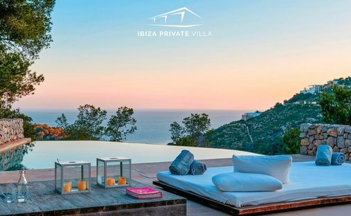 Villa in Roca Llisa, Santa Eularia des Riu, Balearic Islands 1
