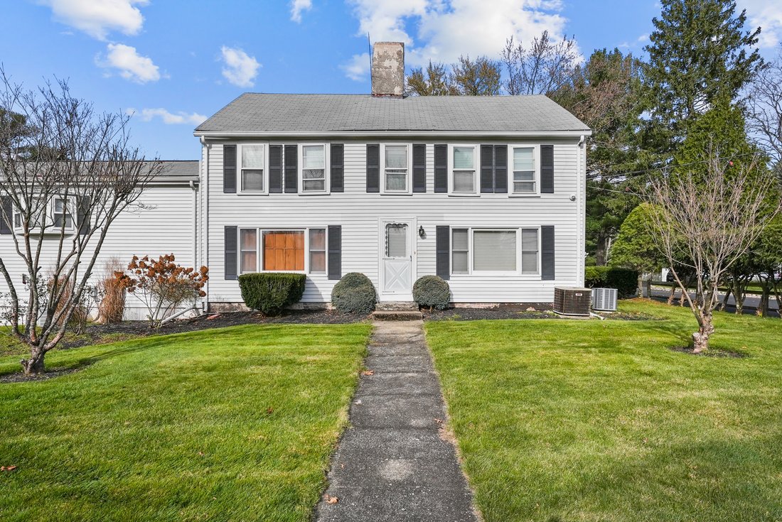 271 275 Mattity Rd In North Smithfield, Rhode Island, United States For