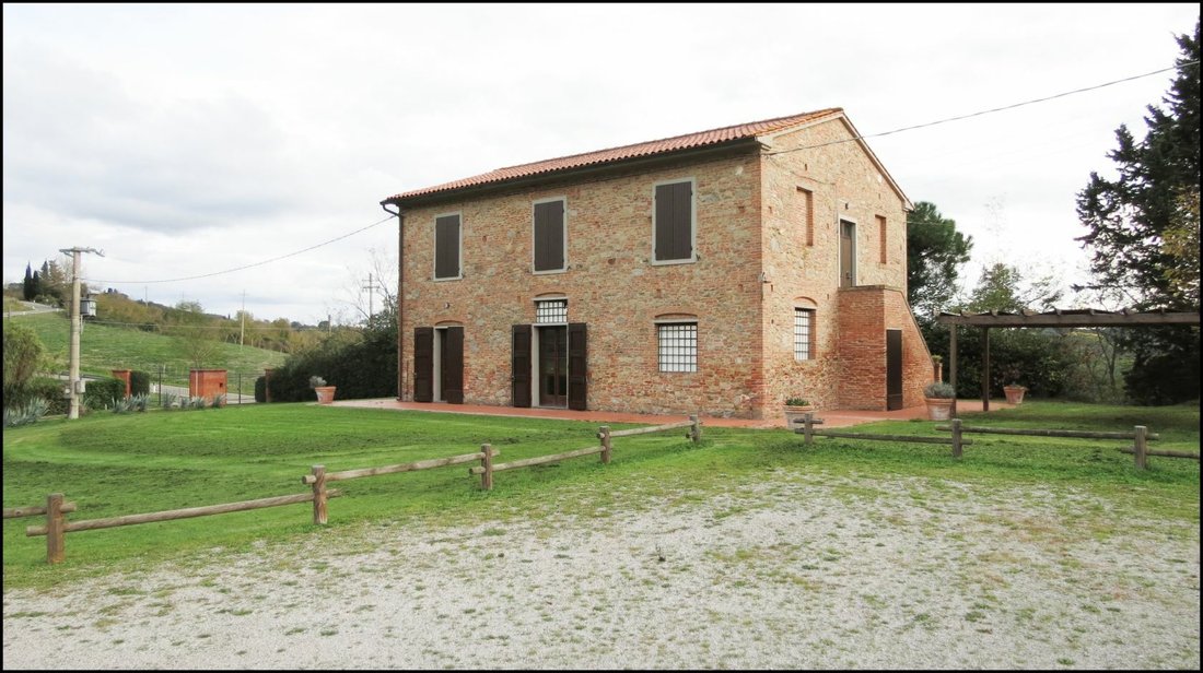 Farm Ranch in Porta a Lucca, Pisa, Tuscany 1 - 12363871