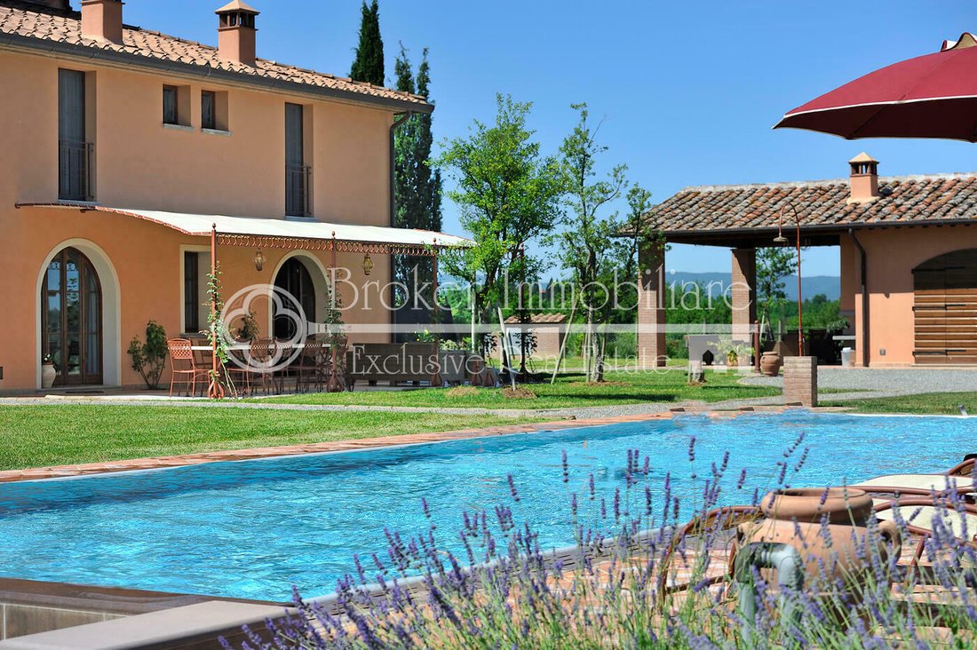 Villa en Peccioli, Toscana, Italia 3 - 12363150
