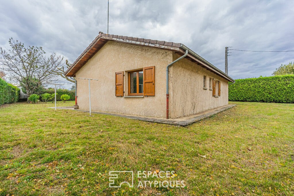 Maison De Plein Pied Et Sa Grange à In Coublevie, Auvergne Rhône Alpes