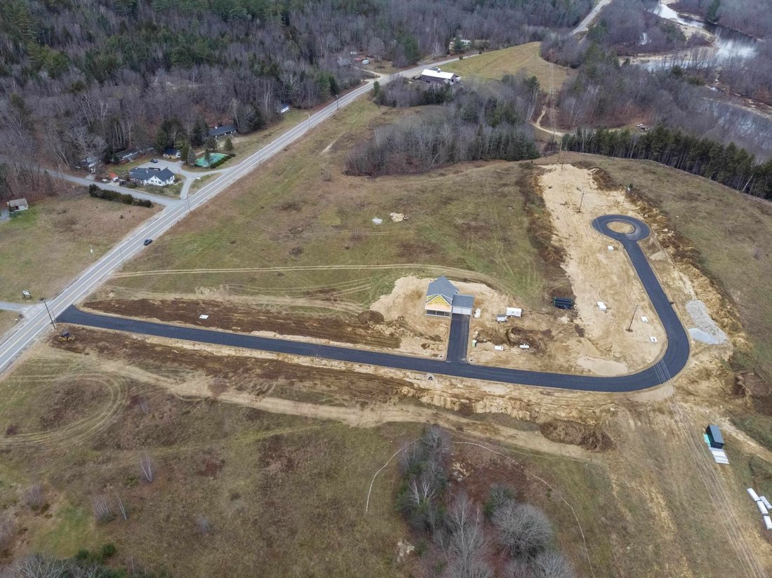 3 Bedrooms Single Family Detached In Thornton, New Hampshire, United