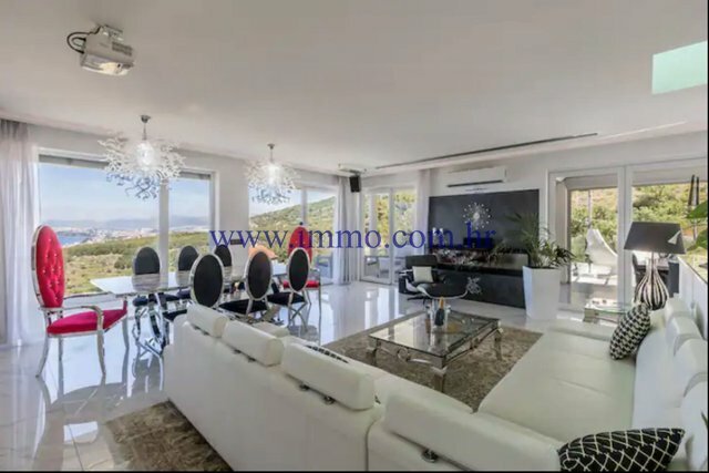 Villa in Gradski kotar Grad, Split, Split-Dalmatia County 2 - 12364278