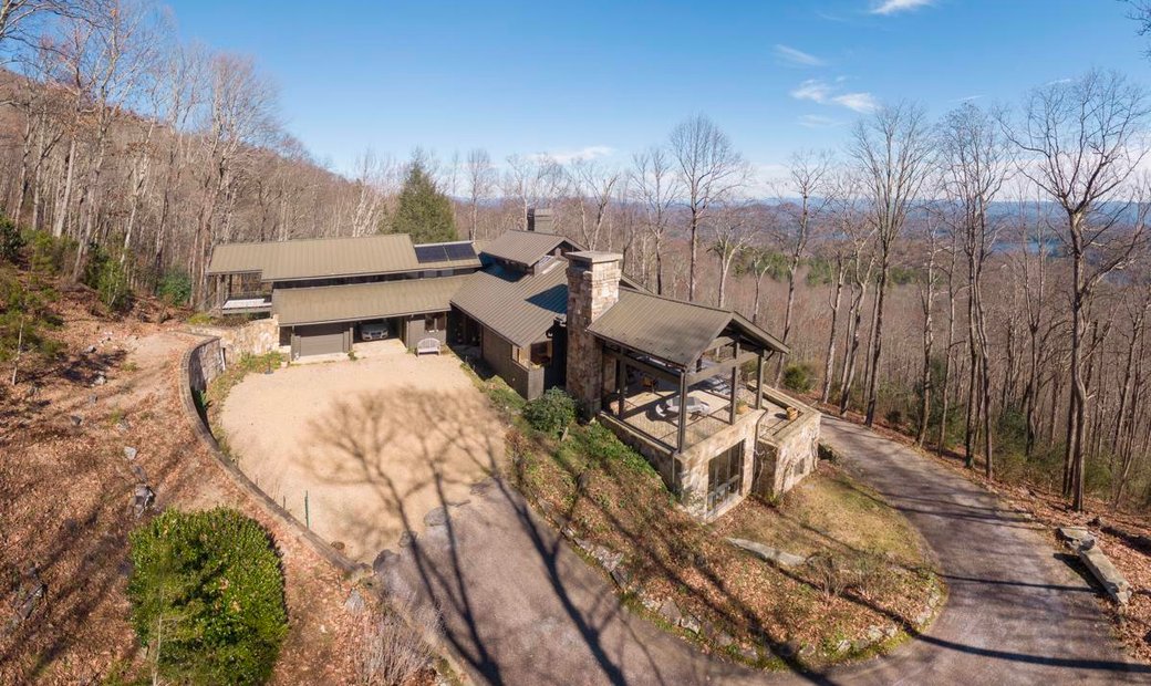 Lake To Xaway Estate In Lake Toxaway, North Carolina, United States For