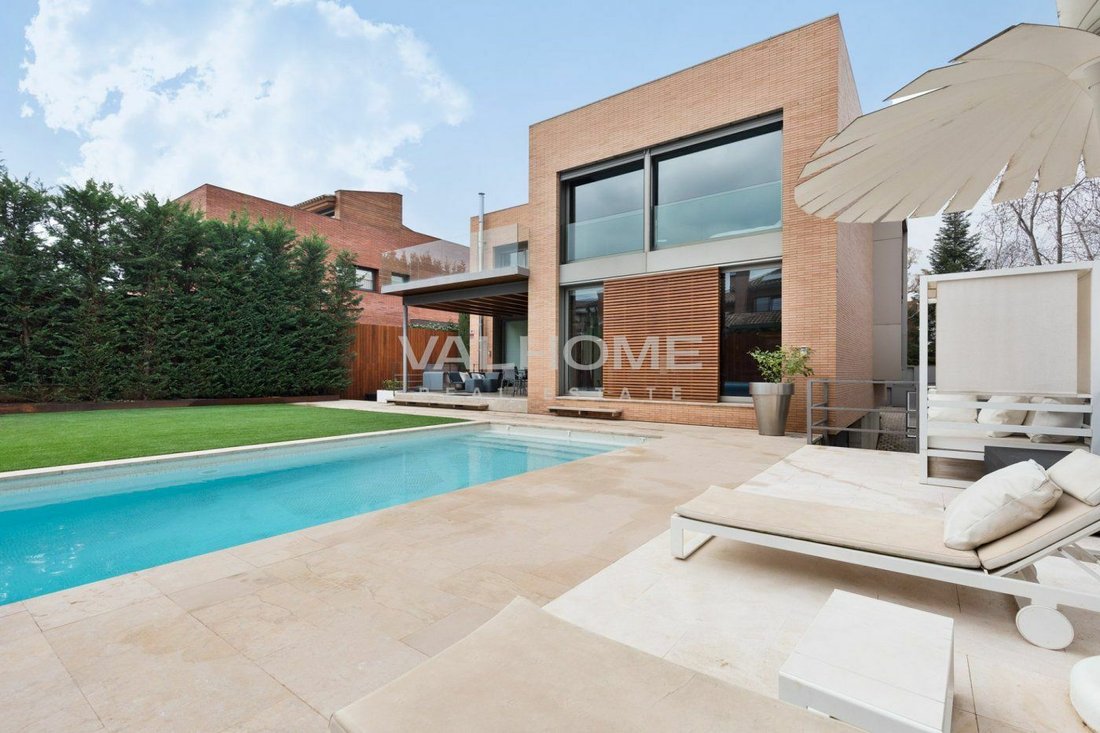 House in Sant Cugat del Valles, Catalonia, Spain 2 - 12365110