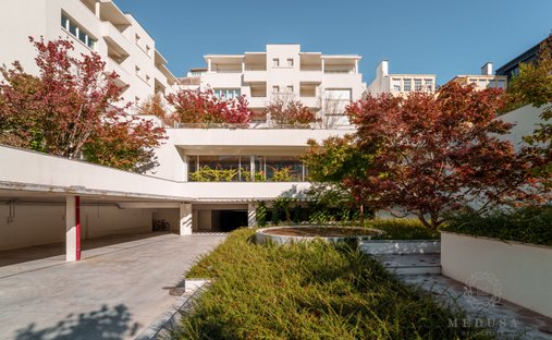 Apartment in Cedofeita, Santo Ildefonso, Se, Miragaia, Sao Nicolau e Vitoria, Porto District, Portugal 1