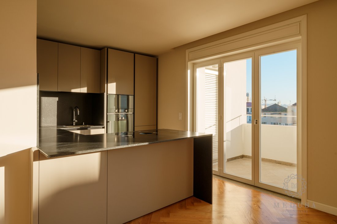 Apartment in Cedofeita, Santo Ildefonso, Se, Miragaia, Sao Nicolau e Vitoria, Porto District, Portugal 2 - 12367240