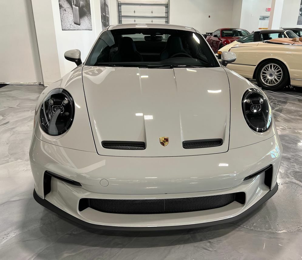 2022 Porsche 911 GT3 Touring Coupe in Boca Raton, Florida, United States 3 - 12368094