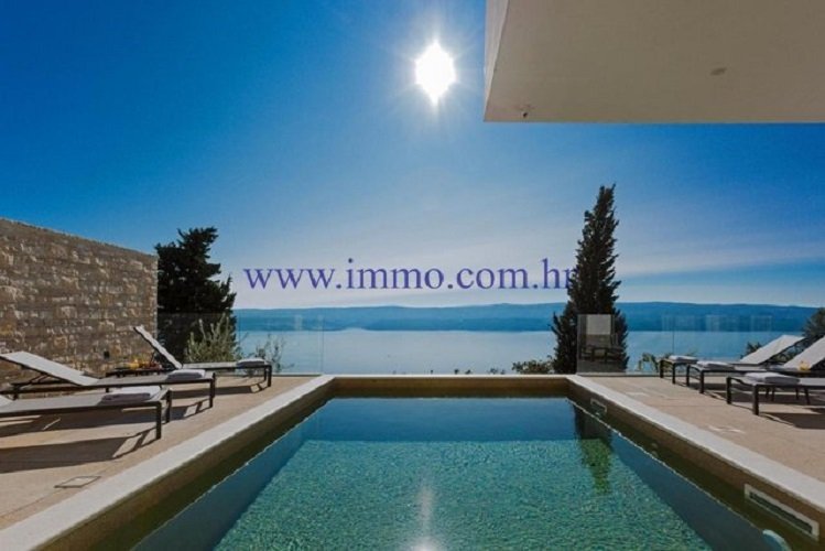 Villa in Omis, Split-Dalmatia County, Croatia 1 - 12372724