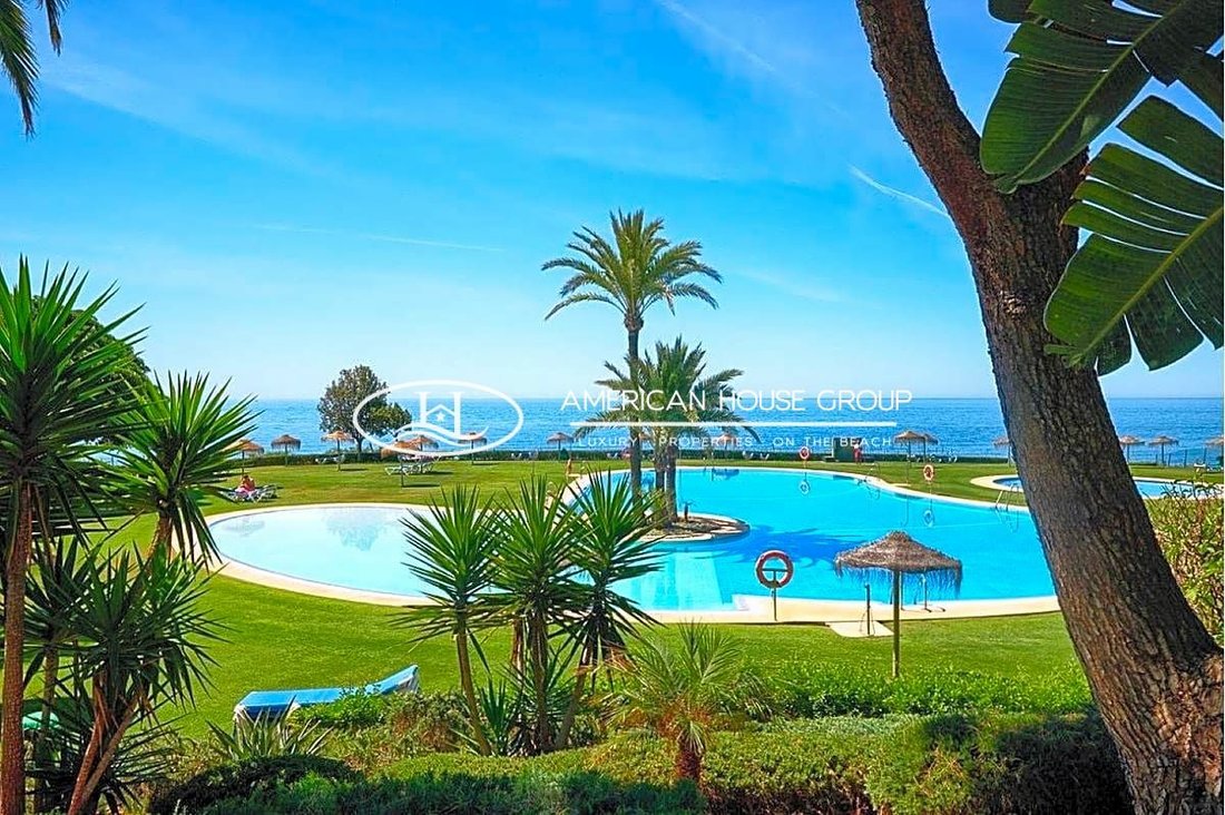 Apartment in Puerto De Cabopino, Elviria-Cabopino, Marbella 1 - 12370997
