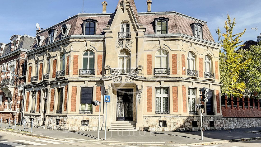 Maison Arras 305 M2 In Arras, Hauts De France, France For Sale (12370840)