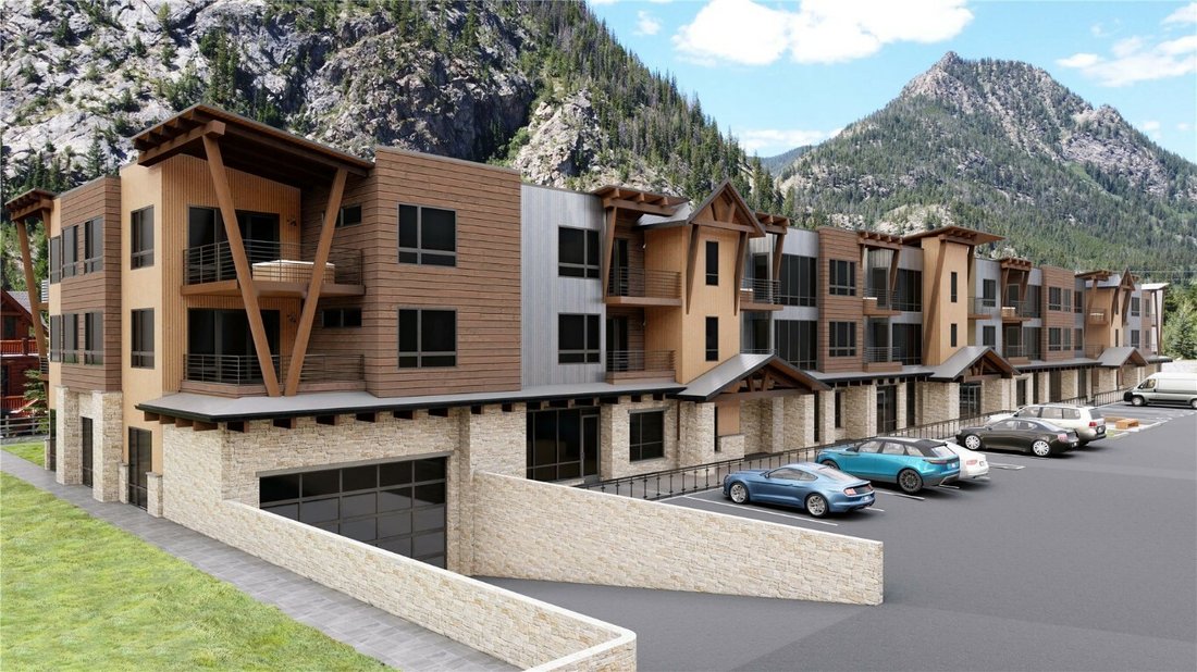 Stylish Living At The Base Of Mount Royal In Frisco, Colorado, United