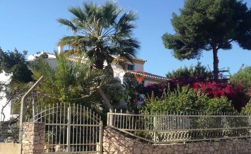 Villa in Olhos de Agua, Algarve, Portugal 1