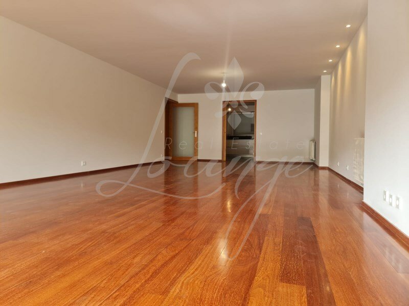 3 Bedroom Apartment For Sale Douro River In Porto, Porto District