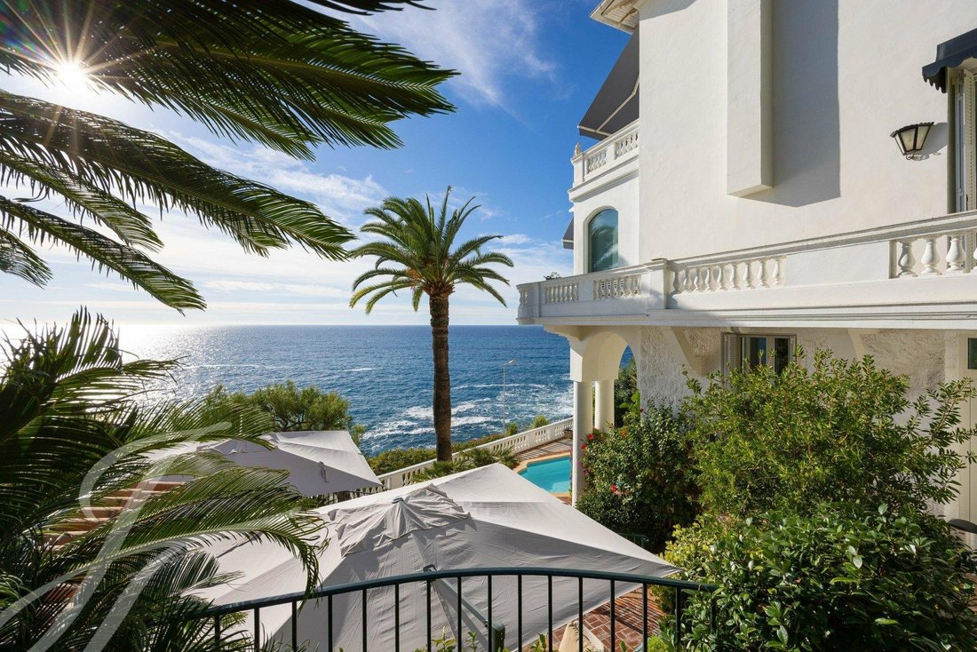Villa in Cap-d'Ail, Provence-Alpes-Côte d'Azur, France 1 - 12374946