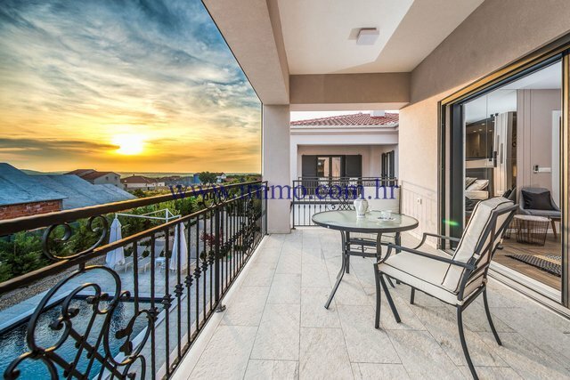 Villa in Mjesni odbor Vostarnica, Zadar, Zadar County 1 - 12376242