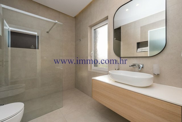 Villa in Mjesni odbor Vostarnica, Zadar, Zadar County 3 - 12376242