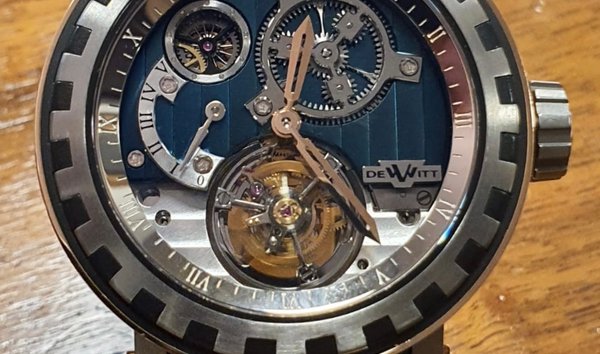 Dewitt | A Fine And Unique 18k Pink Gold And Titanium Limited (11596455)