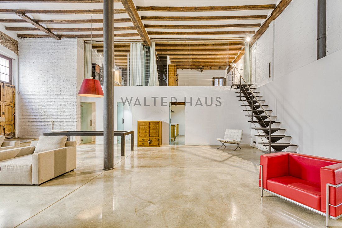 Spectacular Loft For Sale In Sants, Barcelona In Barcelona, Catalonia