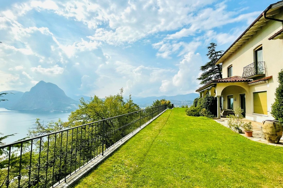 Classic Villa In An Exceptional Location In Lugano, Ticino, Switzerland