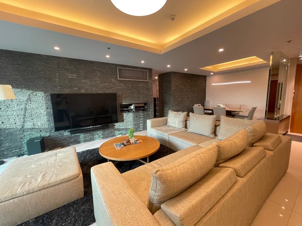 Luxury condos for sale in Metro Manila, Philippines | JamesEdition Luxury condos for sale in Metro Manila, Philippines | JamesEdition