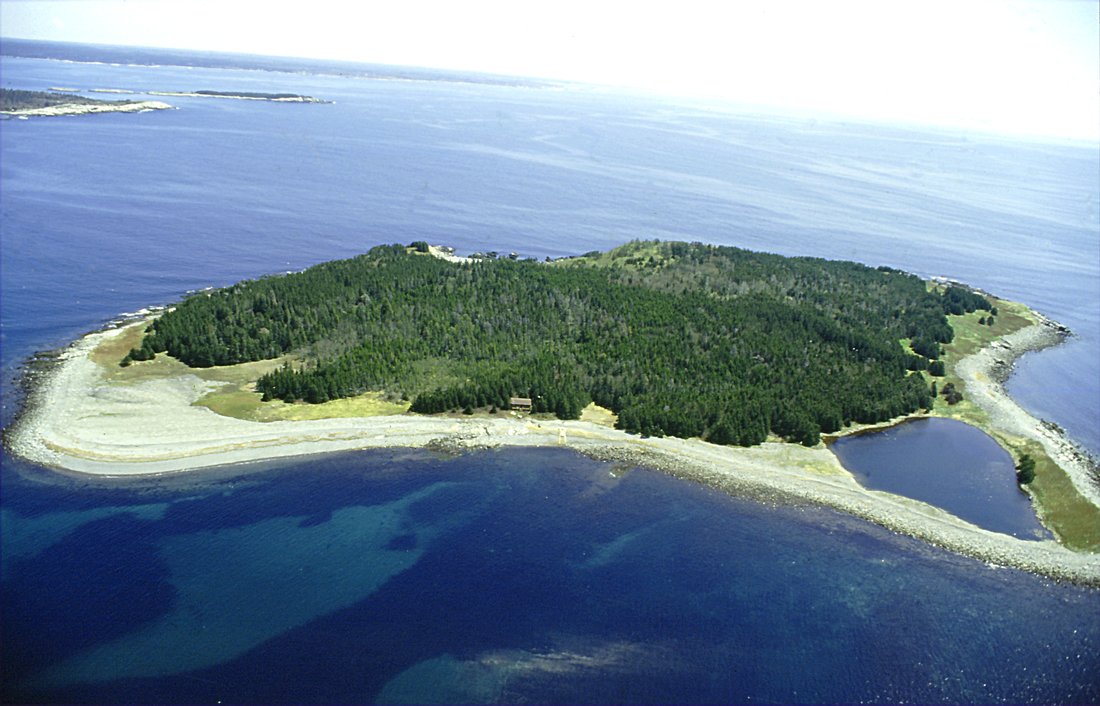 Private Island in Lunenburg County, Nova Scotia, Canada 1 - 12378282