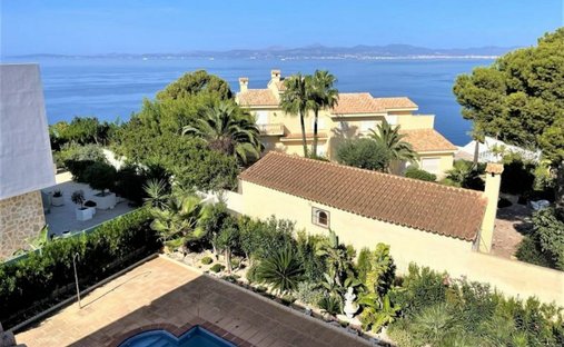 Villa in Llucmajor, Balearic Islands, Spain 1