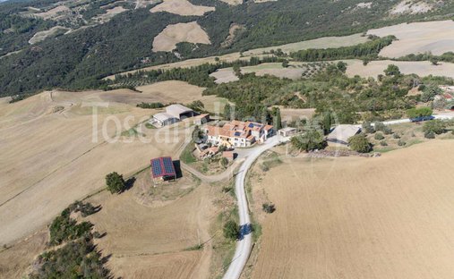 Farm Ranch in Castiglione d'Orcia, Tuscany, Italy 1