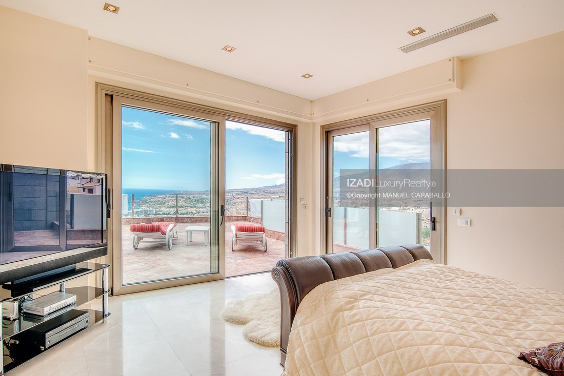 Chalet in Adeje, Canary Islands, Spain 2 - 10794591