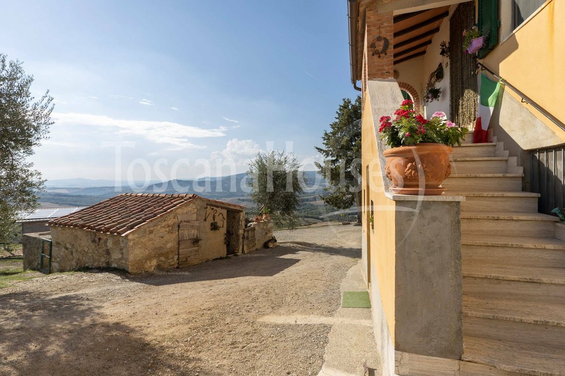 Farm Ranch in Castiglione d'Orcia, Tuscany, Italy 3 - 12380007