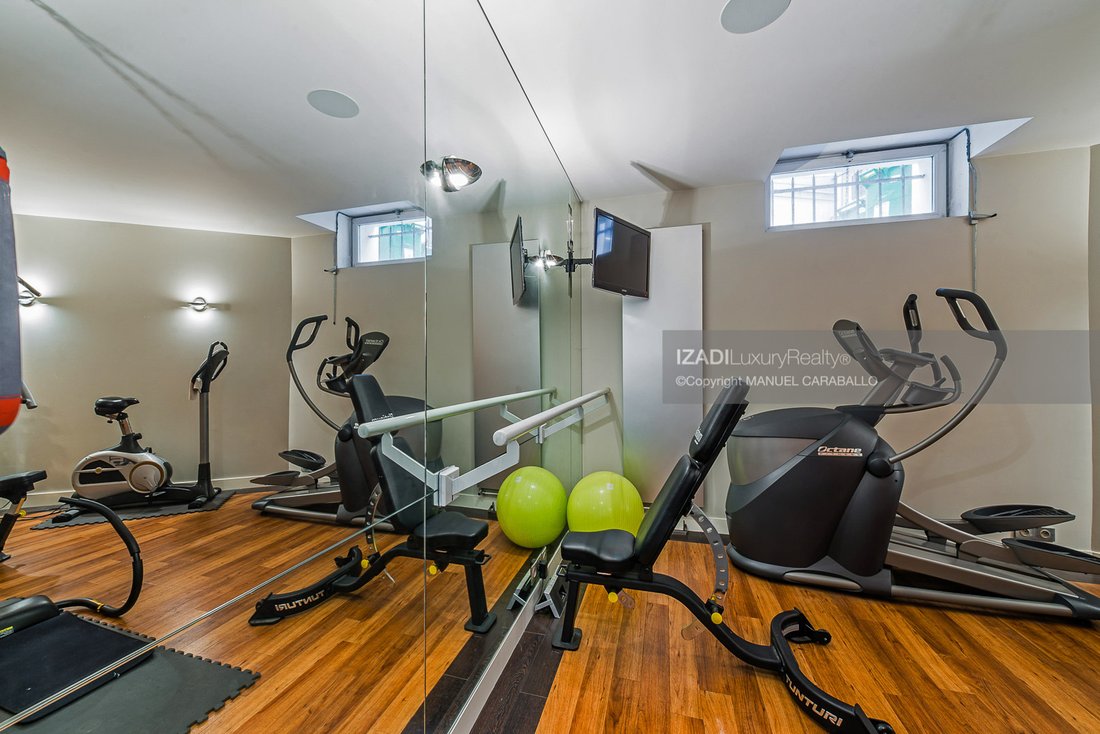 Paris 8e Arrondissement, Paris, France 3 - 10794602