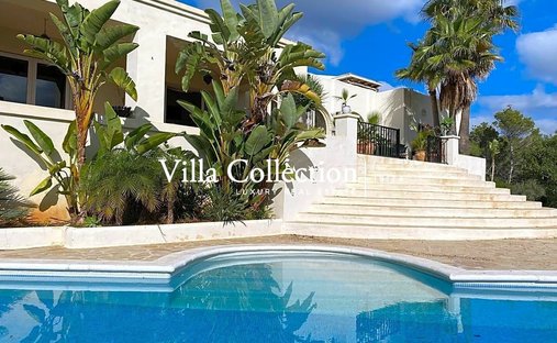 Villa in Santa Eularia des Riu, Balearic Islands, Spain 1