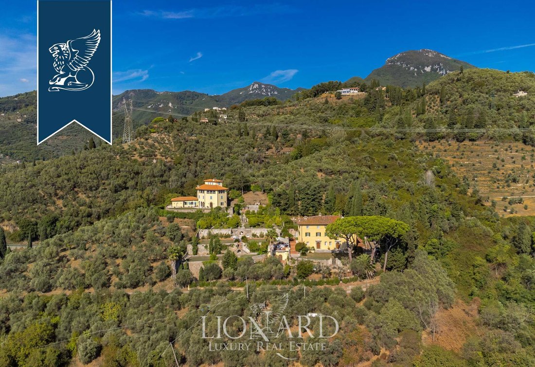 Wonderful Historical Luxury Villa For Sale In In Pietrasanta, Tuscany