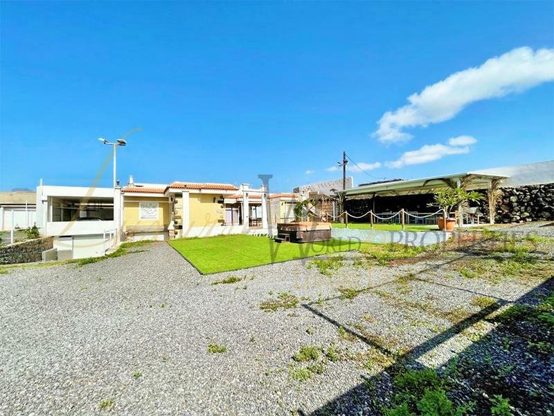 Villa in Arona, Canary Islands, Spain 4 - 12381014