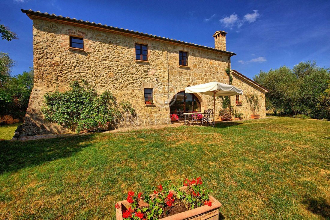 Il Bacio Del Sole In Sarteano, Tuscany, Italy For Sale (12380884)