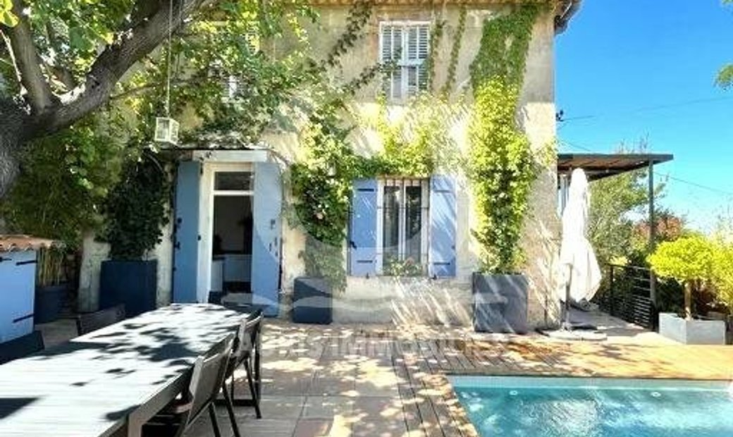 Marseille 11ème House In Marseille, Provence Alpes Côte D'azur, France For Sale (12383677)