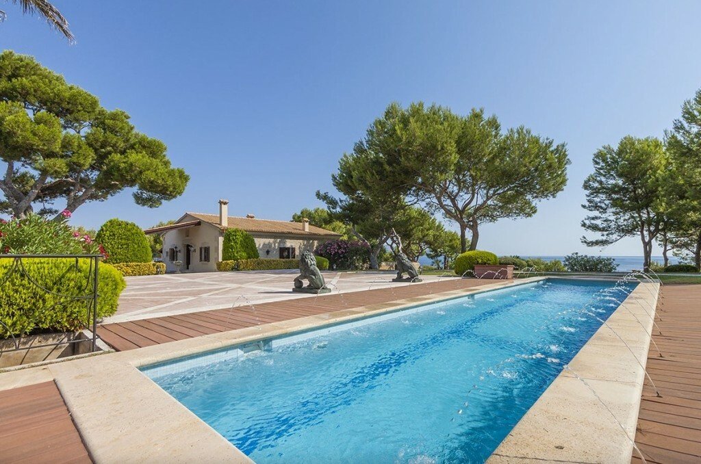 Chalet in Alcudia, Balearic Islands, Spain 1 - 12383147