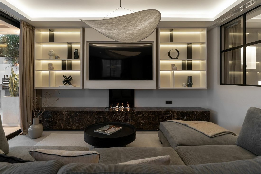 Villa in Marbella, Andalusia, Spain 2 - 12384160