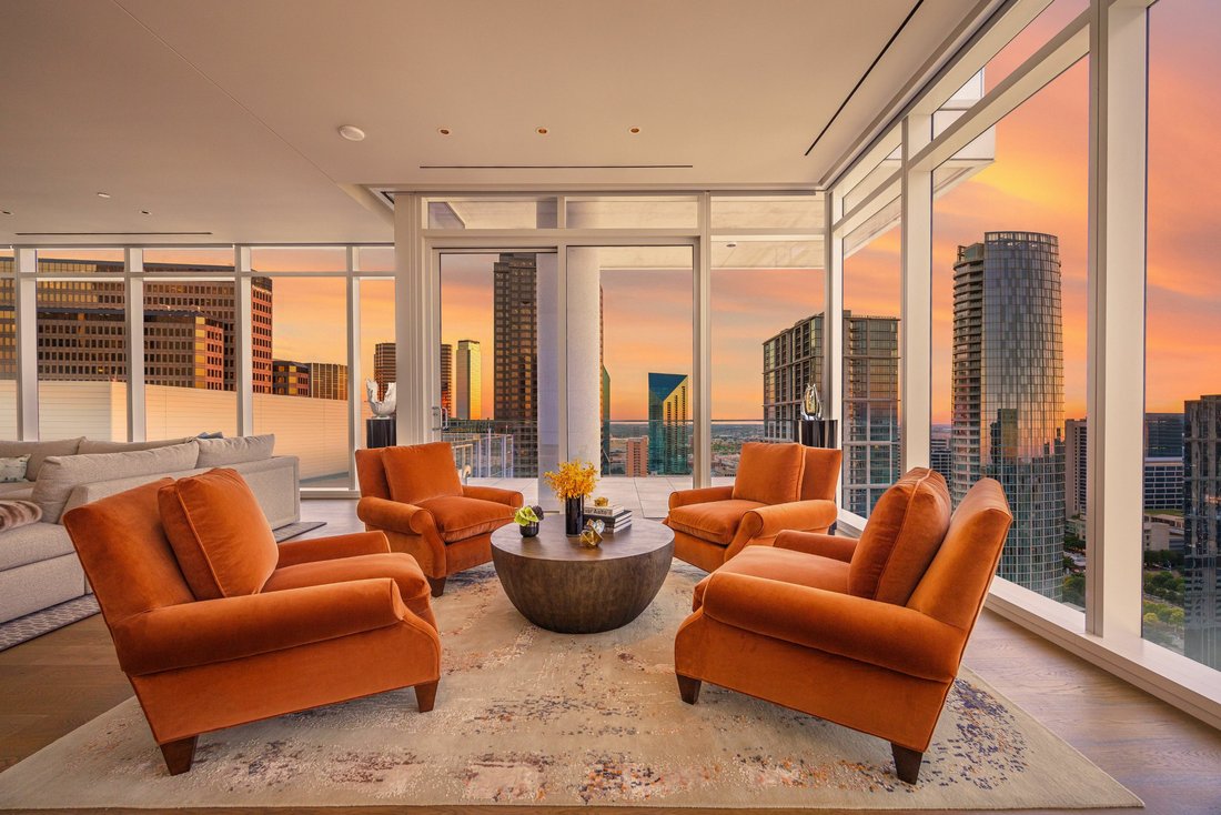 Contemporary Luxury High Rise In The Dallas In Dallas, Texas, United States For Sale (12264476)