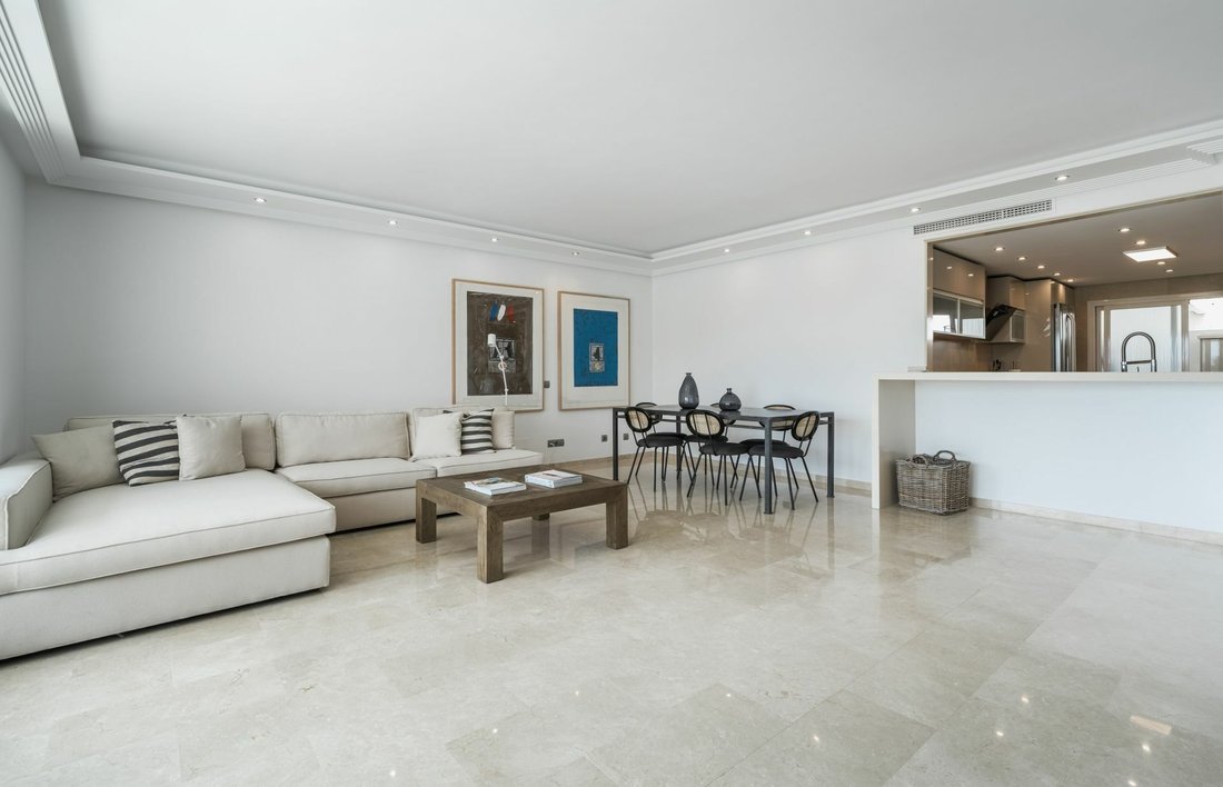Apartment in Golden Mile, Andalusia, Spain 5 - 12387649